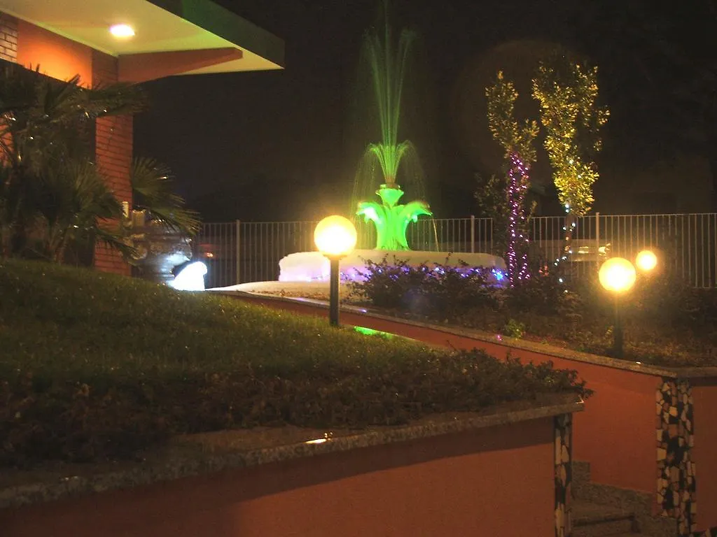Bed & Breakfast B&B Villa Paradiso Love Legnano