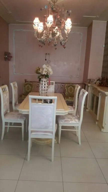 B&B Villa Paradiso Love Legnano Bed & Breakfast